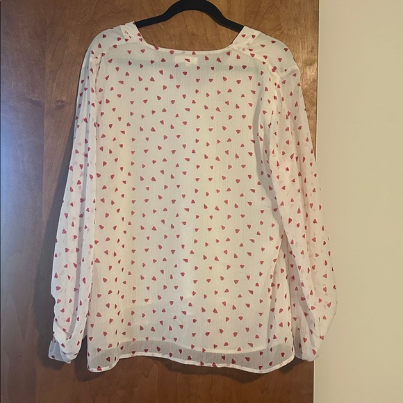 Entro Heart Print White Blouse with Balloon Sleeves - Picture 3 of 5